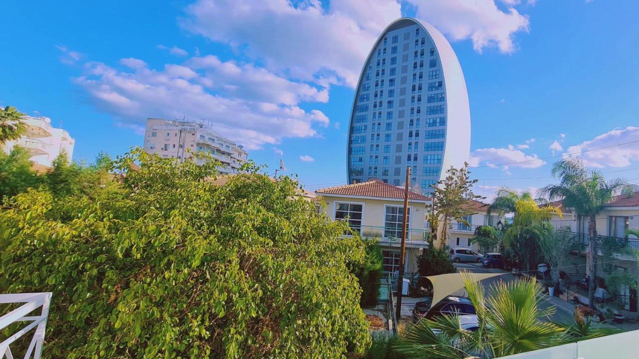 Stay Downtown Retreat Лимасол Екстериор снимка