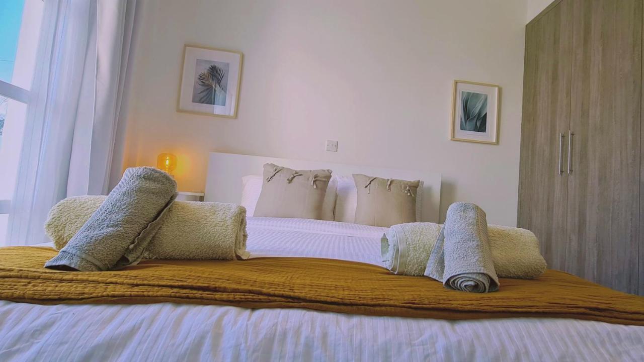 Stay Downtown Retreat Лимасол Екстериор снимка