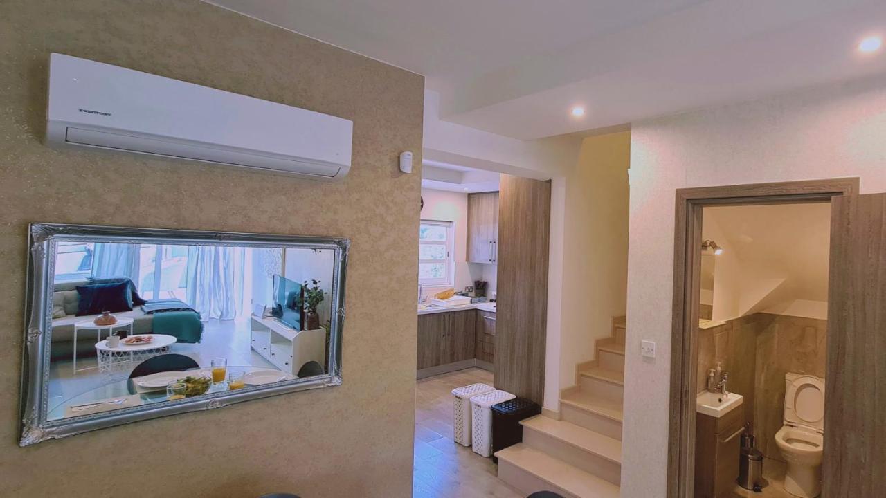 Stay Downtown Retreat Лимасол Екстериор снимка