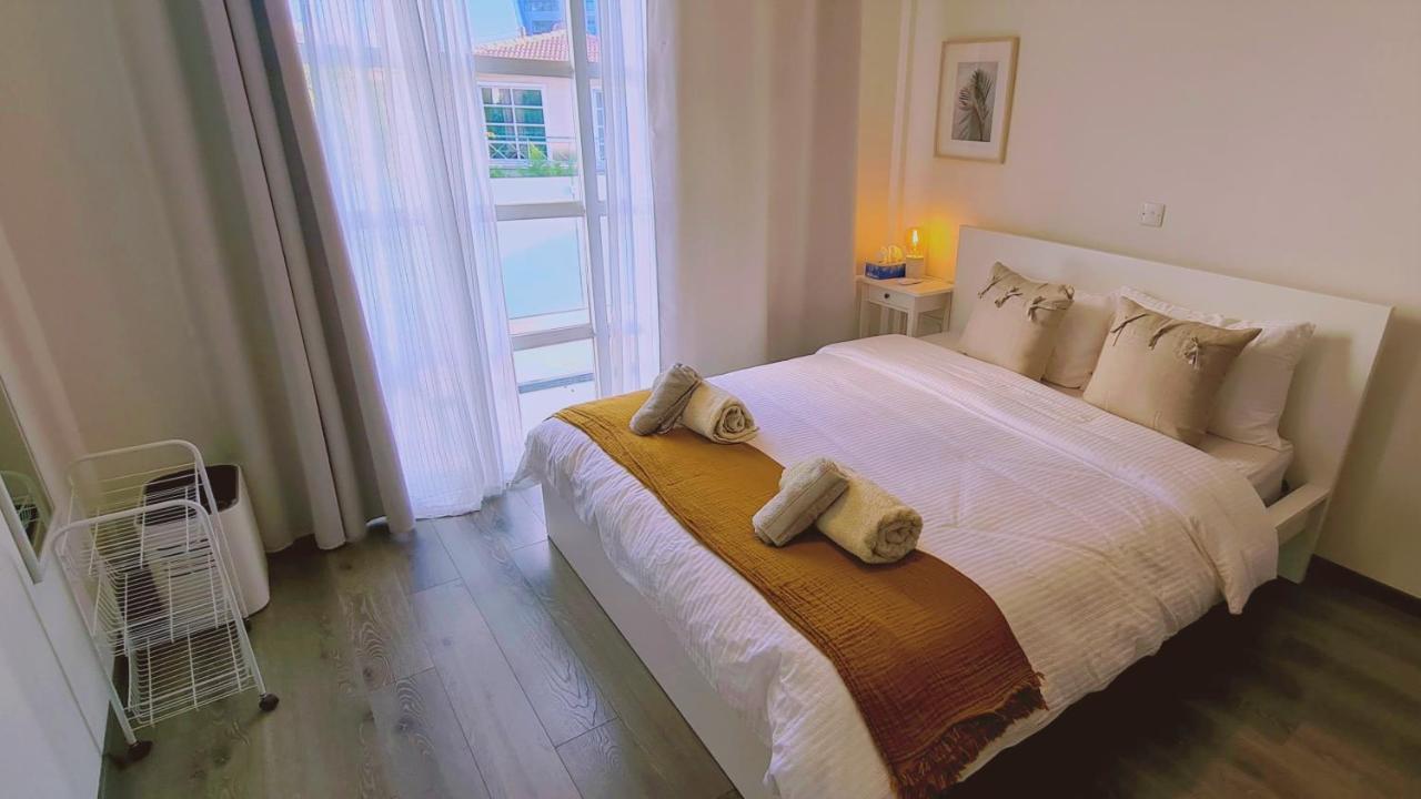 Stay Downtown Retreat Лимасол Екстериор снимка